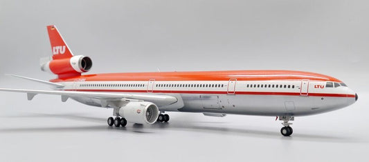 1:200 31CM JC Wings LTU MCDONNELL DOUGLAS MD-11 Airplane Diecast Aircraft Model