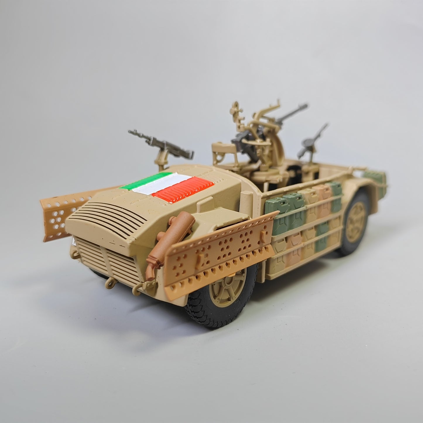 1/43 World War II Italian MOD42 armed pickup truck model