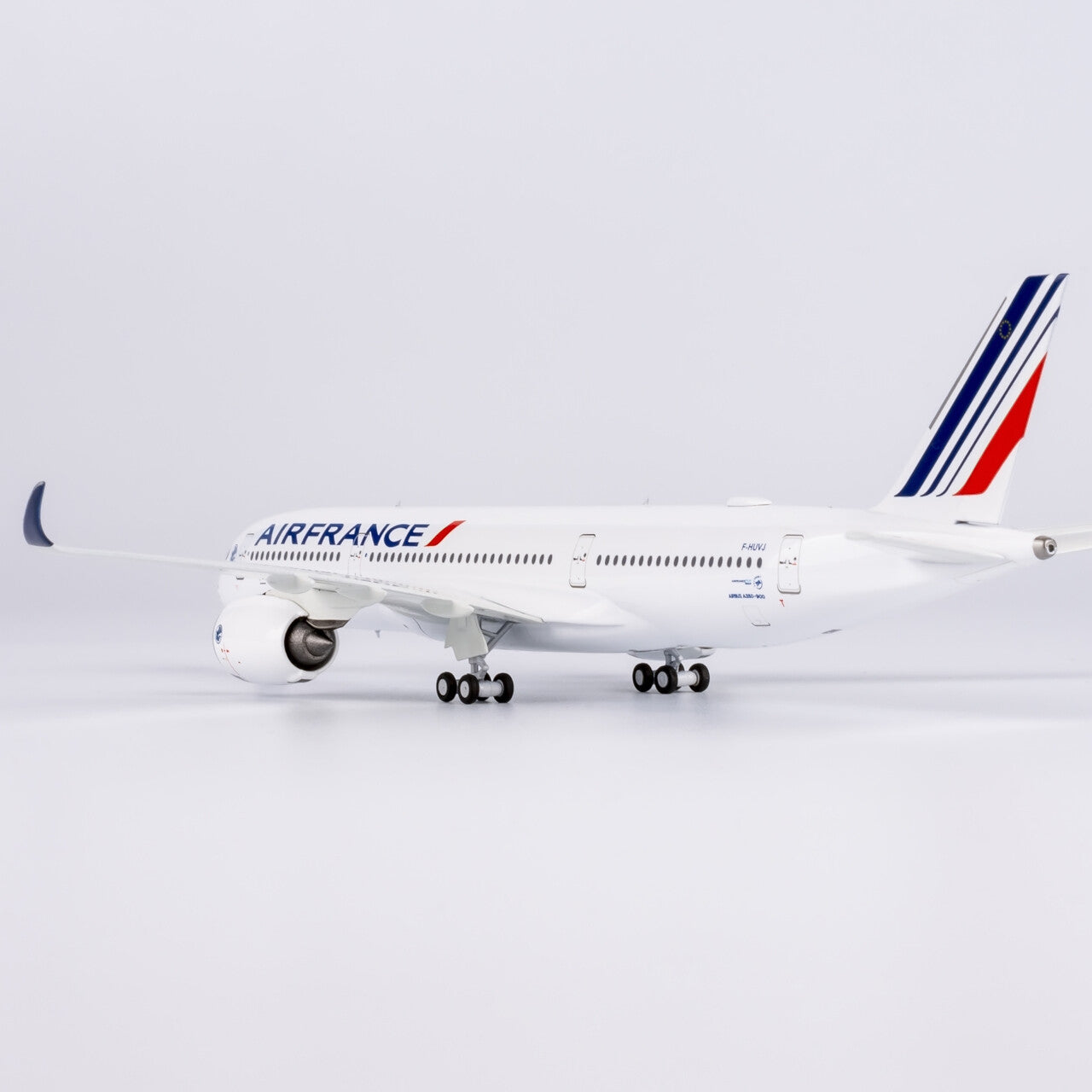 1:400 NG Models Air France Plane A350-900 Paris Livery Diecast Aircraft Model