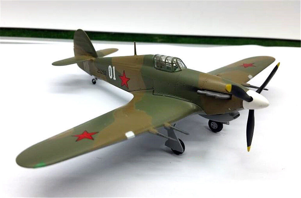 Hurricane MK II/TROP 1941 Russia 1/72 aircraft finished plane Easy model