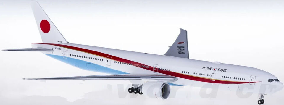1:200 37CM Hogan JAPAN JASDF BOEING 777-300ER Passenger Plane ABS Plastic Model