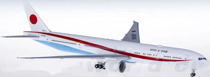 1:200 37CM Hogan JAPAN JASDF BOEING 777-300ER Passenger Plane ABS Plastic Model