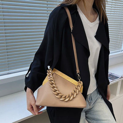 Handbag Thick Chain Triangle Design Leather Crossbody Bag Wooden Handle Purses