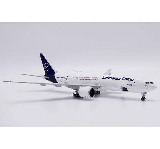 1:400 JC Wings Lufthansa Boeing 777-200F Passenger Plane Diecast Aircraft Model