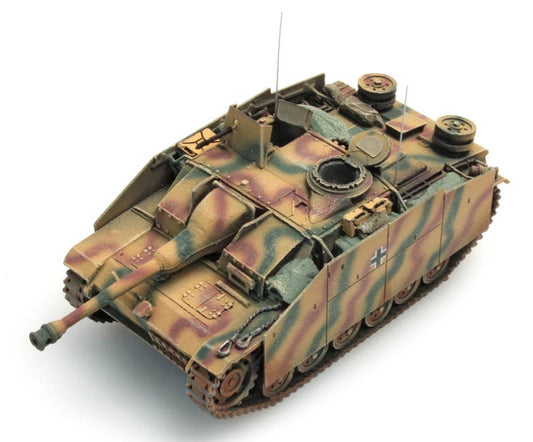 ARTITEC WWII StuG III Ausf G Saukopf (1944) camo 1/87 FINISHED MODEL TANK