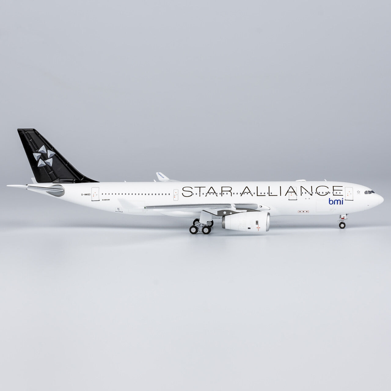1:400 NG Model bmi STAR ALLIANCE AIRBUS A330-200 Airplane Diecast Aircraft Model