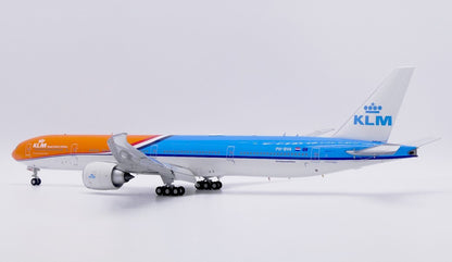 1:200 JC Wings KLM BOEING B777-300ER Flap Down Airplane Diecast Aircraft Model