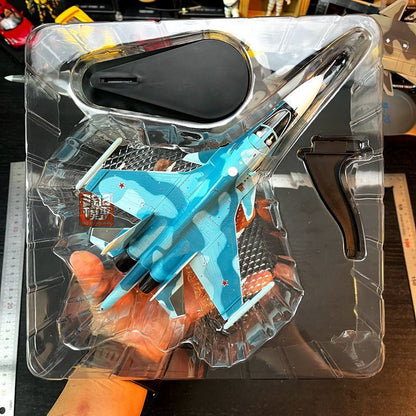 1: 100 Chinese Su34 Fighter Bomber Model Alloy