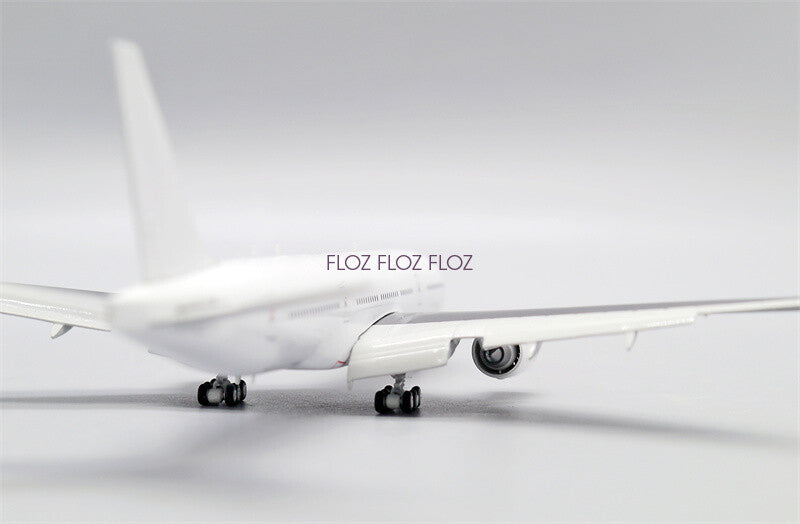 JC Wings for Boeing B777-200 Blank Flaps Down 1:400 Aircraft Pre-built Model