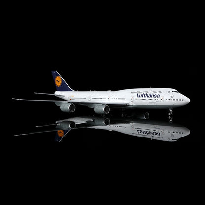1:200 SQ Wings Lufthansa B747-8 D-ABYP Passenger Airplane Diecast Plane Model