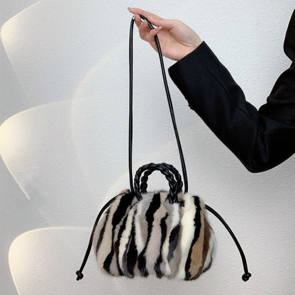 Plush Handbag Winter Fur Shoulder Bag Luxury Soft Warm Crossbody Bag Polyester