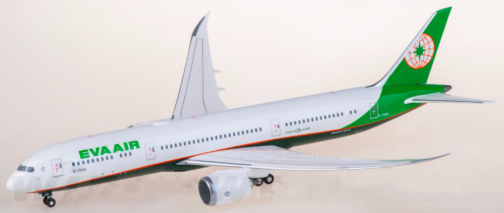 1:200 32CM Hogan EVA AIR BOEING 787-9 Passenger Aircraft ABS Plastic Plane Model