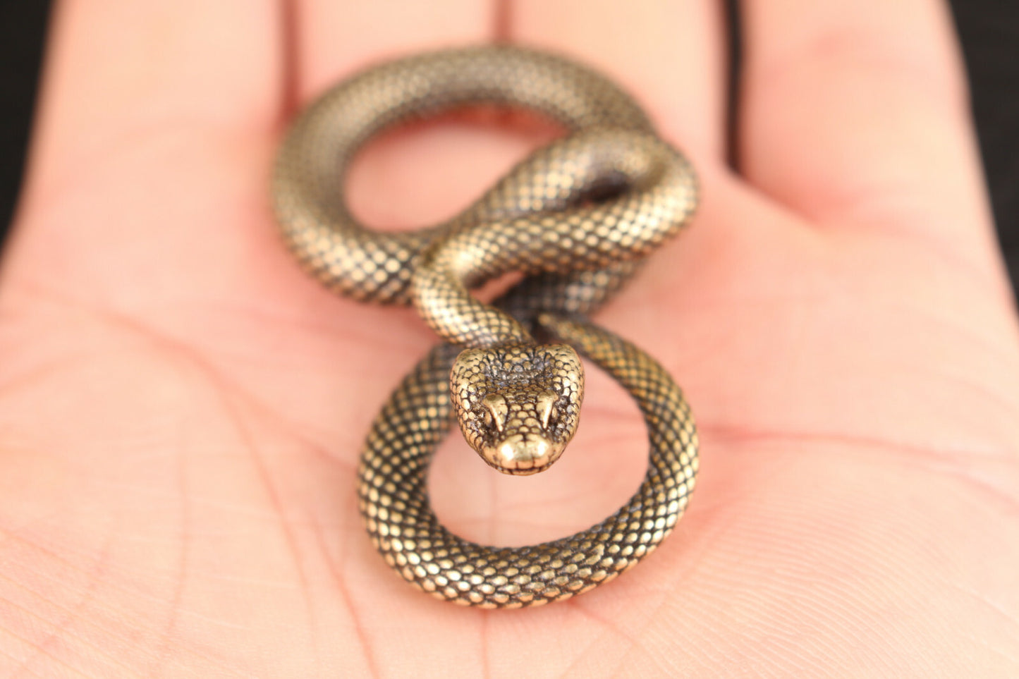 Chinese old bronze handmade Snake Statue figure Tea Pet scene home decoration