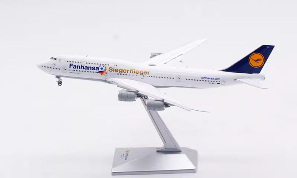 1:400 HX Model Lufthansa BOEING 747-8i Flap Down Airplane Diecast Aircraft Model