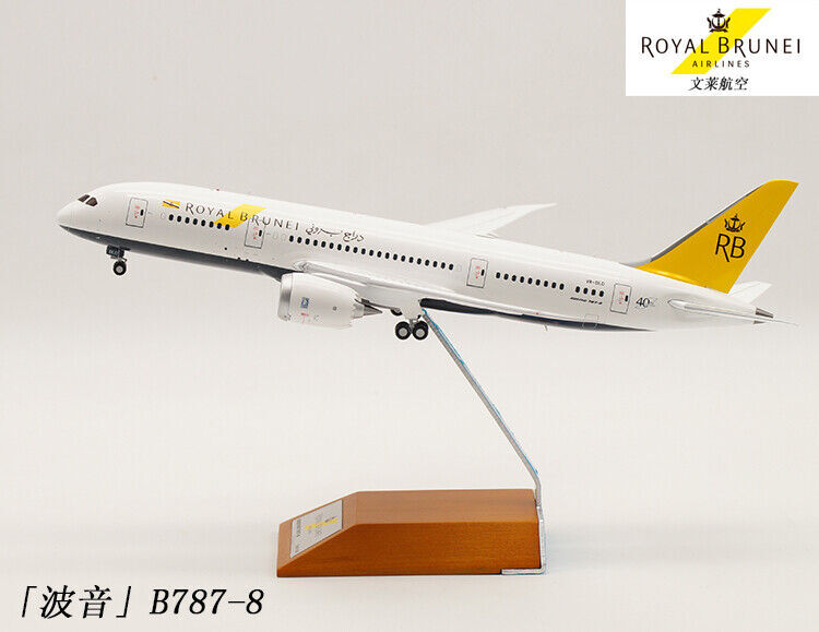 1:200 28CM JC WINGS ROYAL BRUNEI BOEING 787-8 Passenger Airplane Diecast Model