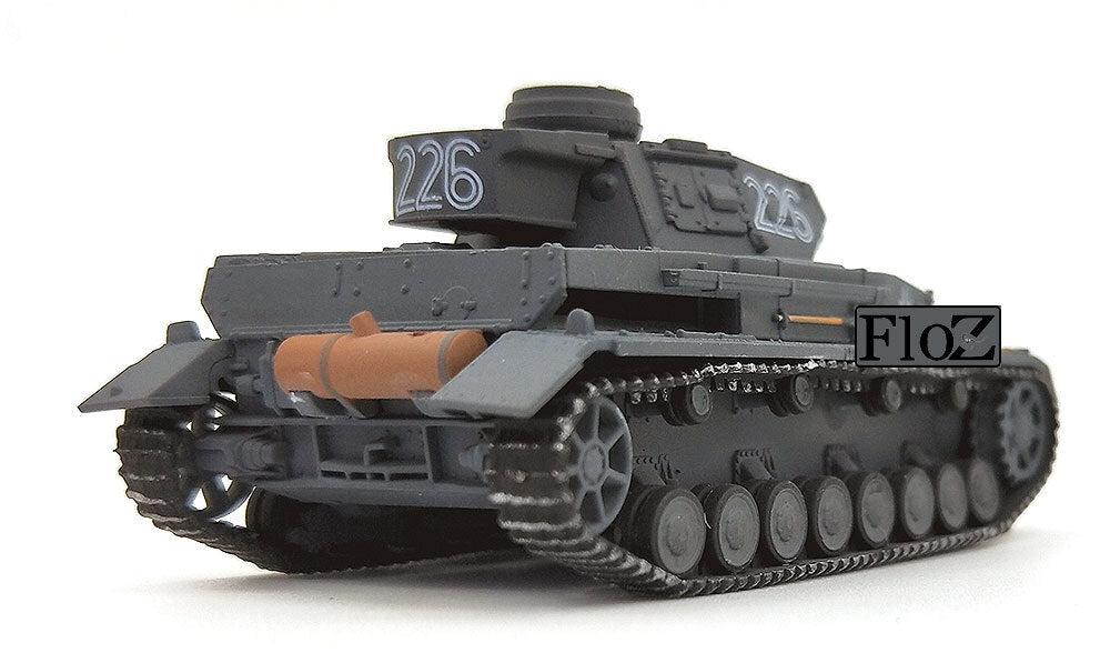 WWII GERMANY Pz.Kofw.IV AusfF1.(F) tank 1/72 Finished Model LAH Vehical Dragon
