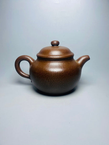 Chinese Yixing Zisha Clay Handmade Exquisite Teapot （莲子底款：大亨）