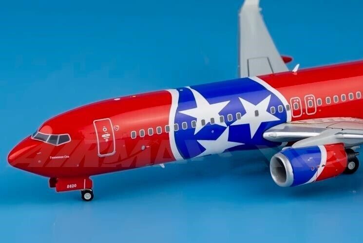 1:200 GeminiJets Southwest BOEING 737-800S Passenger Airplane Diecast Model