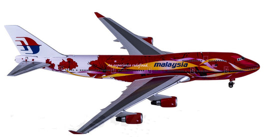 1:400 Phoenix Malaysia Airlines BOEING 747-400 Passenger Airplane Diecast Model