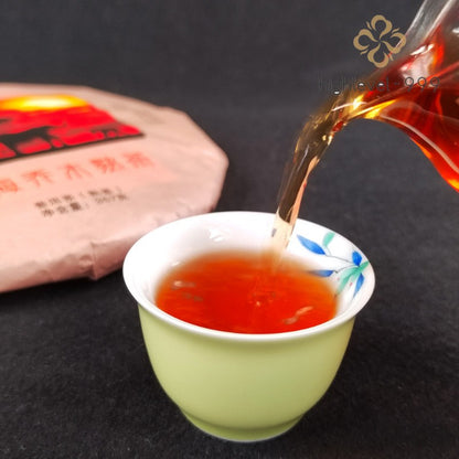 357g Menghai Arbor Ripe Pu'er Tea Cake Golden Bud Yunnan Aged Pu'er Tea