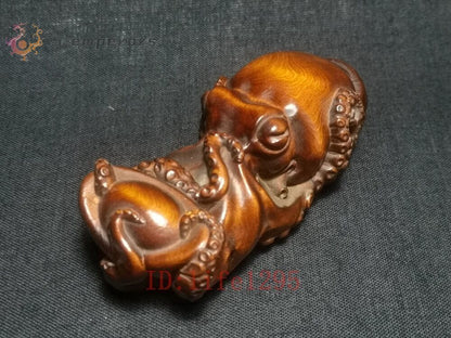 Japanese boxwood hand carved treasure octopus fish statue decoration collectable