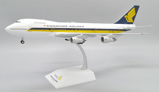 1:200 35CM JC Wings SINGAPORE AIRLINES BOEING 747-400 Airplane Diecast Model