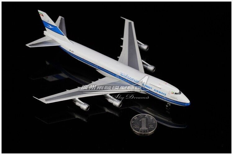 1:400 Phoenix Kuwait Airways BOEING 747-200 Passenger Airplane Diecast Model