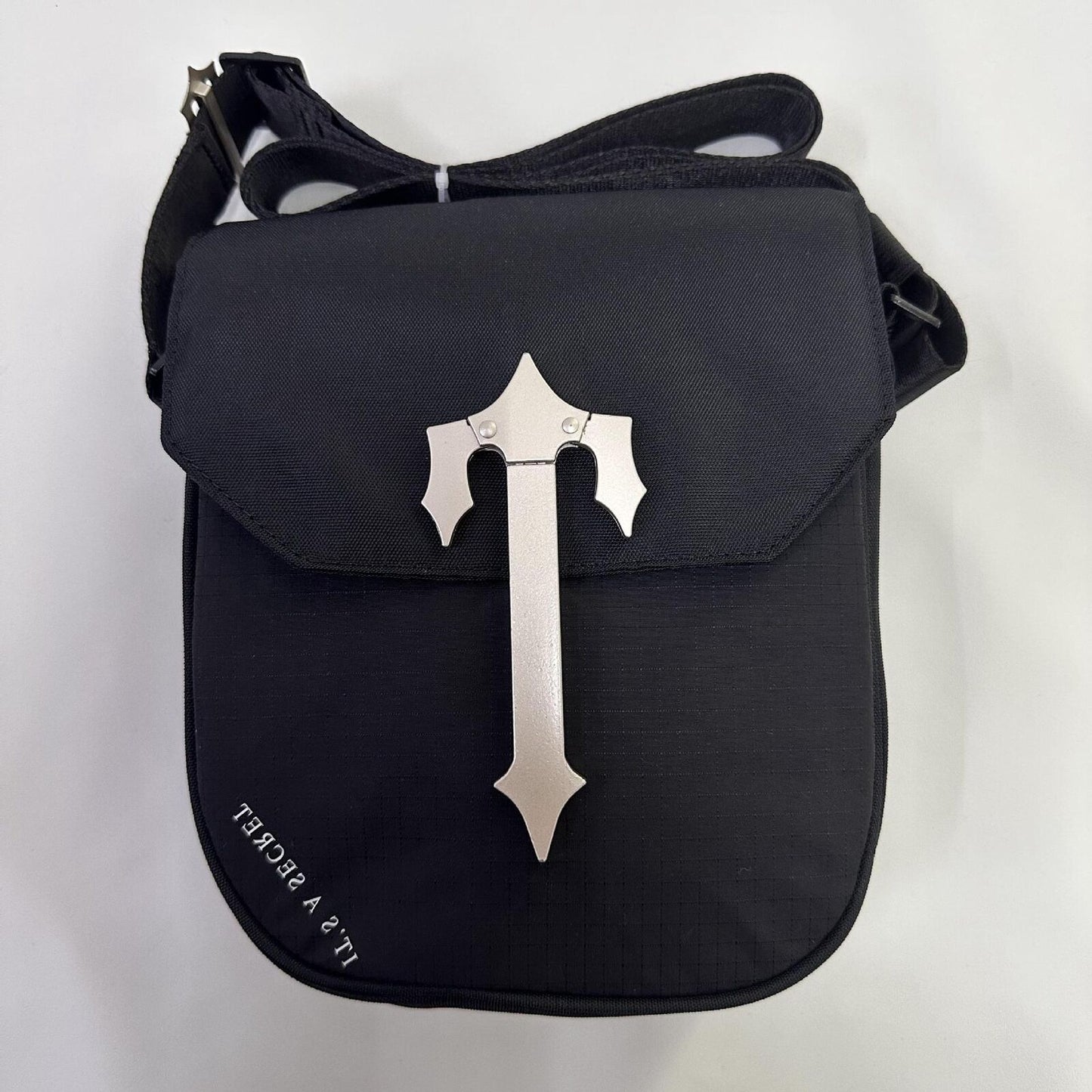 Trapstar Mens Bag Fashion Shoulder Bag Retro Metal Bag Mens Trapstars Black Bag