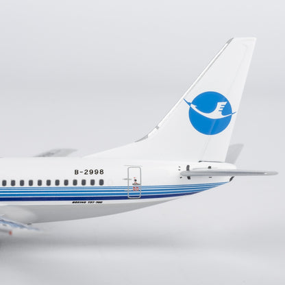 1:400 NGmodels XiamenAir Boeing 737-700 Passenger Airplane Diecast Plane Model
