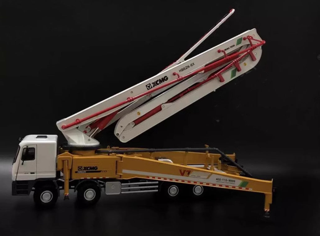 1:35 40CM XCMG HB62K 62M Concrete Pump Truck Construction Machine Diecast Model