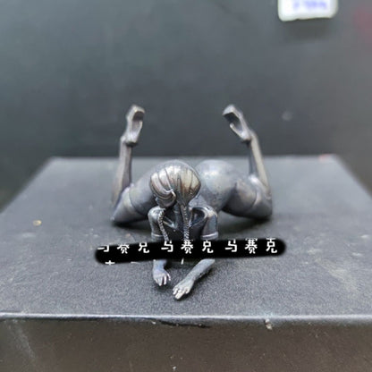Chinese Old Bronze Copper Statue Hand Carved Beauty Figurine Mini Decoration