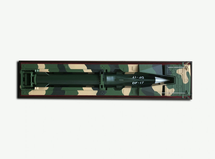 1:30 45CM CASIC DF-17 Missile Launcher Truck Diecast Military Armor Model
