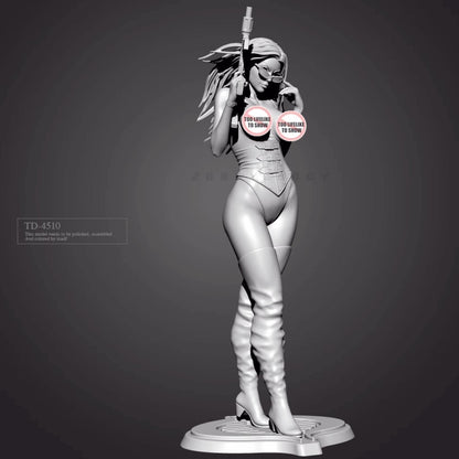 1/35 resin figure model kit Sexy Gun Raising Girl Unassembled Unpainted