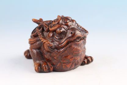 chinese boxwood jinchan fortune frog statue figure Tea pet Art Gift table deco