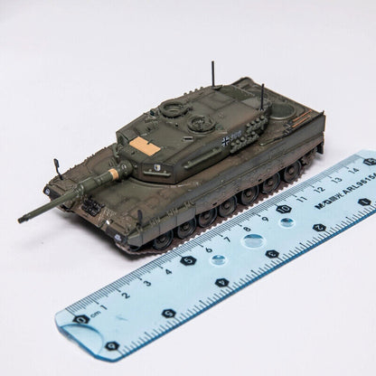 1/72 German Leopard 2A4 Main Battle Tank 12226PD Green Painted Finished Model