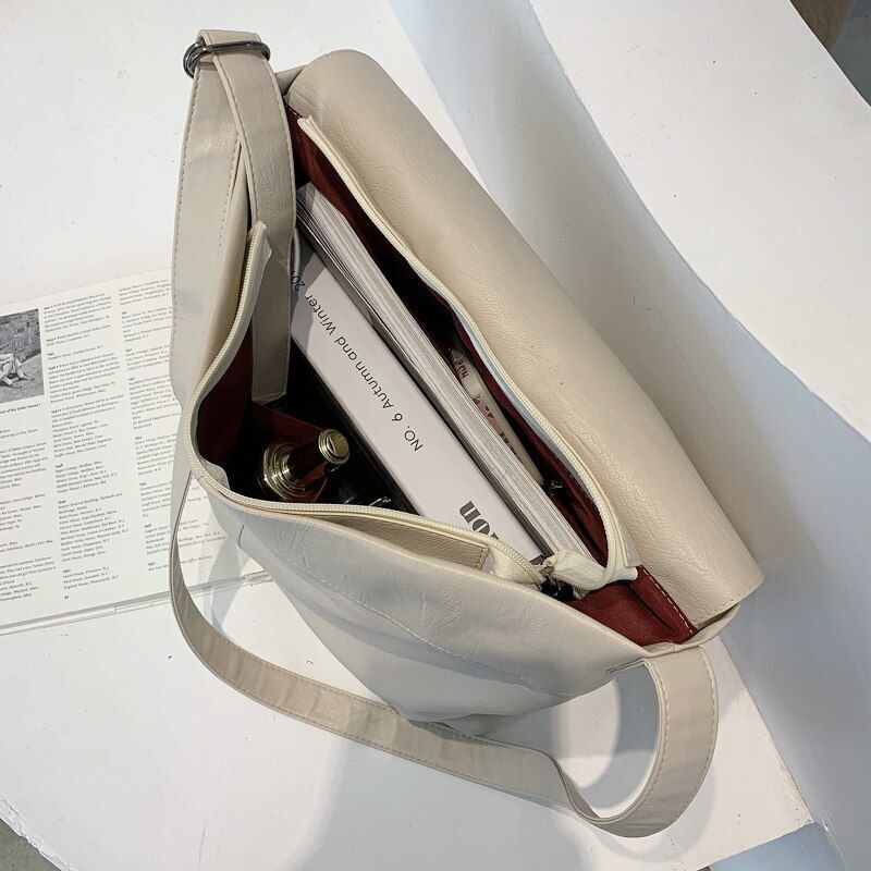 Synthetic Leather Bag Messenger Purse Vintage Black Shoulder Bags Large Handbags