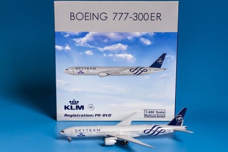 1:400 Phoenix KLM SKYTEAM BOEING 777-300ER Passenger Airplane Diecast Model Coll