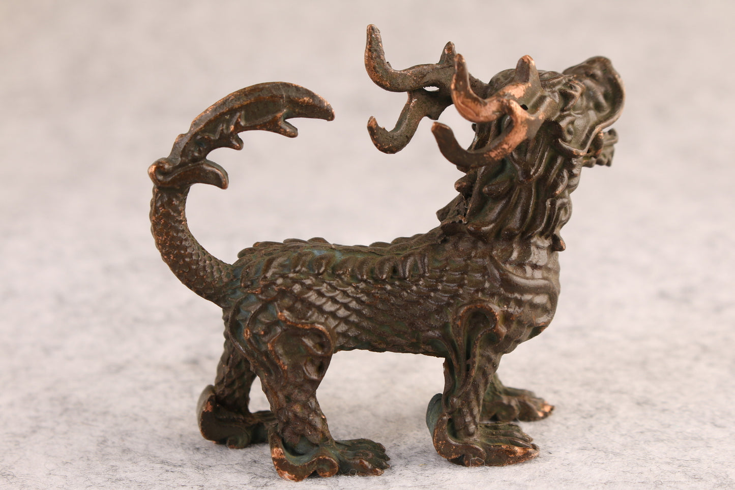 Chinese Collection Handmade cast kirin figure Statue table decoration tea pet
