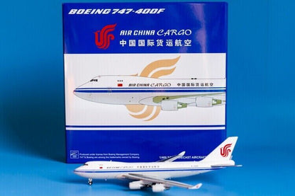 1:400 JC Wings AIR CHINA CARGO BOEING 747-400 Airfreighter Diecast Plane Model