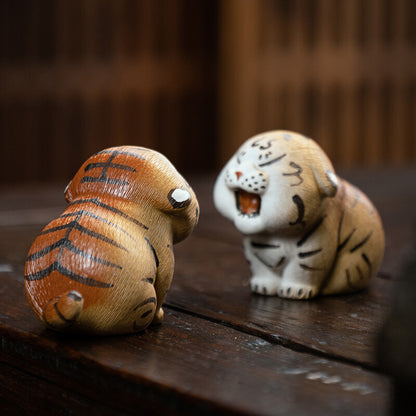 Chinese Yixing Zisha Pottery Feng Shui Zodiac Animal Tiger Beast King Tea Pet