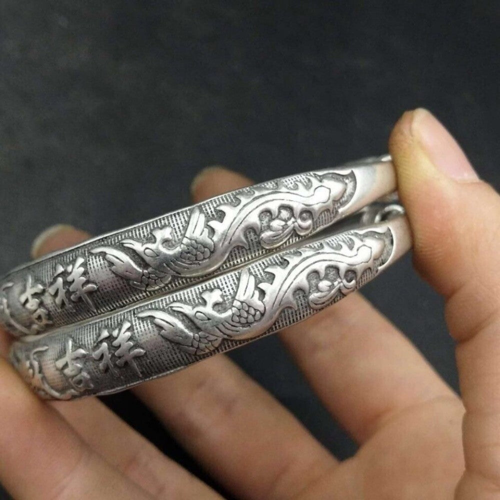 A Pair Old Chinese Tibet Silver Handcarved Dragon Phoenix Bracelets 10031