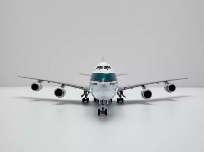 1:400 YY Wings CATHAY PACIFIC BOEING 747-300 Passenger Airplane Diecast Model