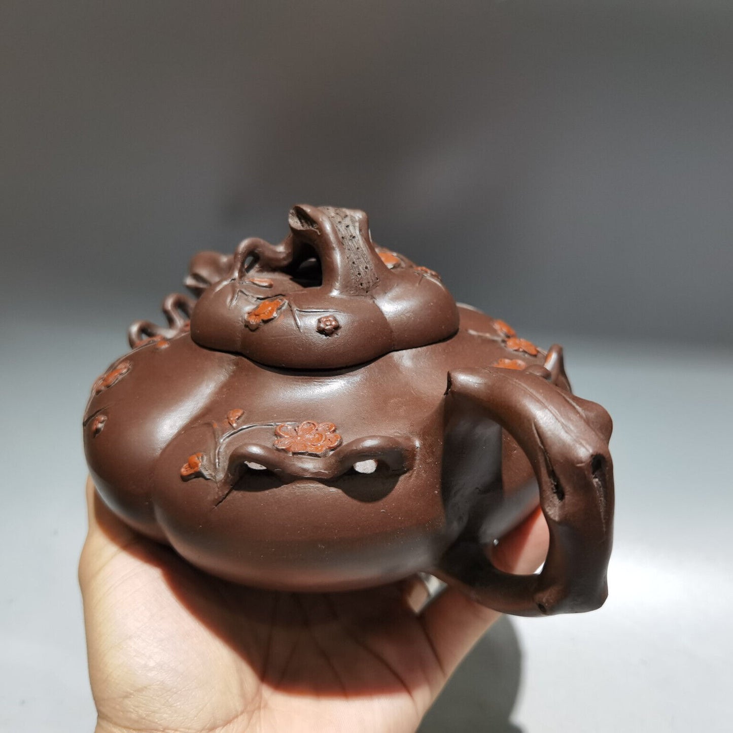 Chinese Yixing Zisha Clay Handmade Exquisite Teapot（梅桩壶 低款：蒋蓉）