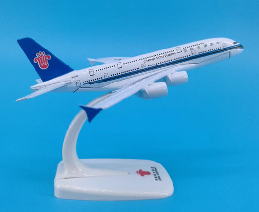 16cm CHINA SOUTHERN AIRBUS A380 Passenger Airplane Diecast Aircraft Plane Model