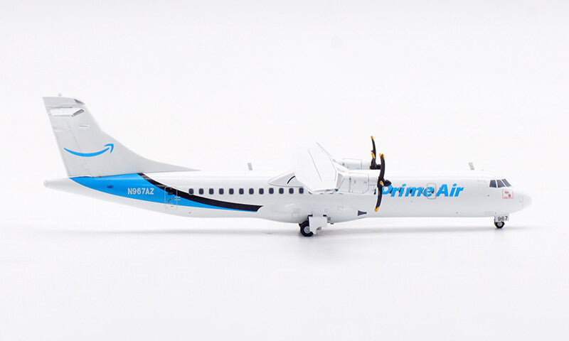 1:200 JC Wings Prime Air ATR72-500 Passenger Airplane Diecast Aircraft Model