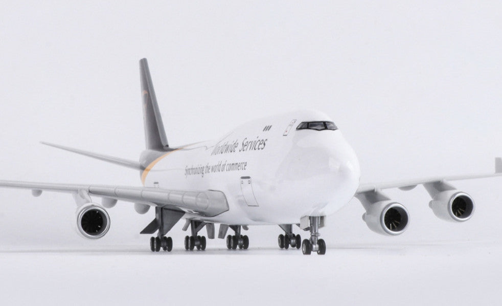 1:150 47CM UPS BOEING 747-400 Aeroplane Landing Gear Resin Aircraft Plane Model
