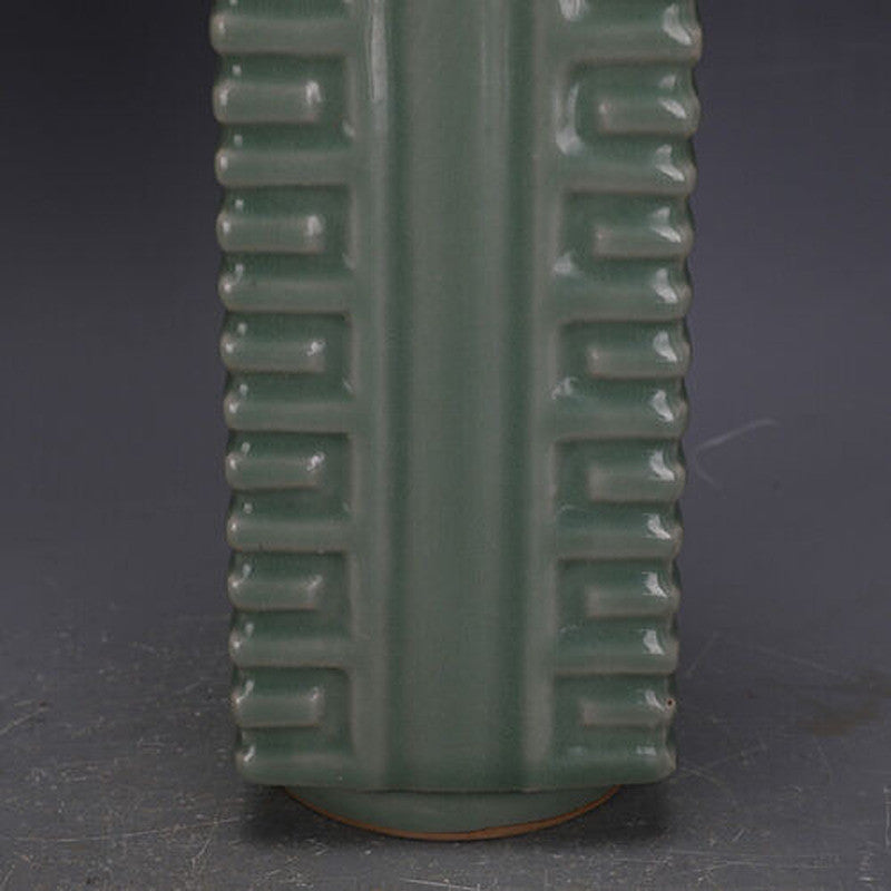 Chinese Song Longquan Kiln Celadon Glaze Porcelain Square Shape Vase Decor 9.37"