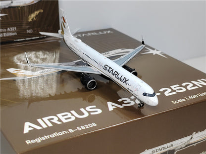HYJLwings STARLUX For Airbus A321-252NX B-58208 LTD 1/400 DIECAST Aircraft Model