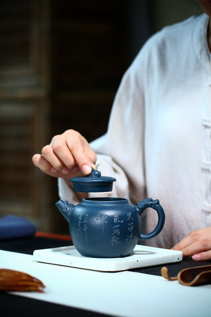 Collect Chinese Yixing Zisha Pottery Celeste Clay 350ML Auspicious Beast Teapot