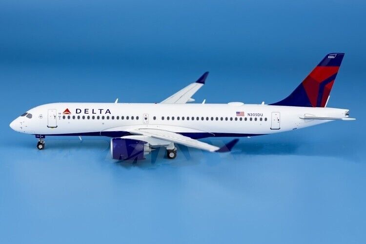 1:200 GeminiJets DELTA AIRBUS A220-300 Passenger Airplane Diecast Aircraft Model